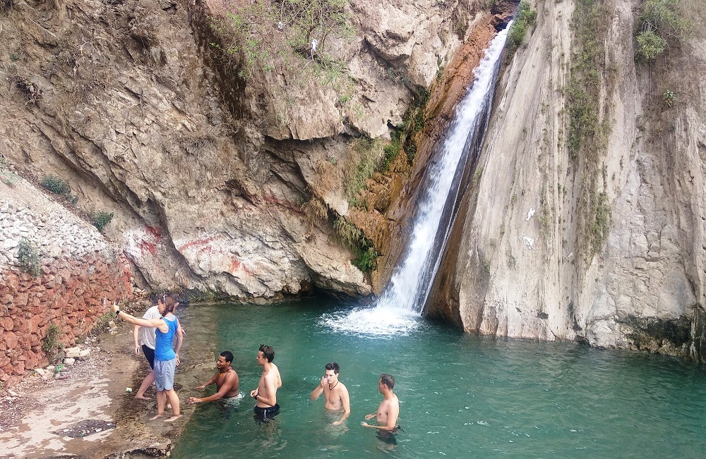 Neer-waterfall-Trek-from-Kunjapuri-Temple
