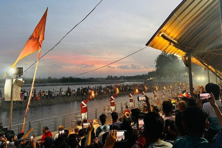 Triveni Ghat Ganga Aarti Timing Rishikesh Triveni Ghat Ganga Aarti Timing Rishikesh