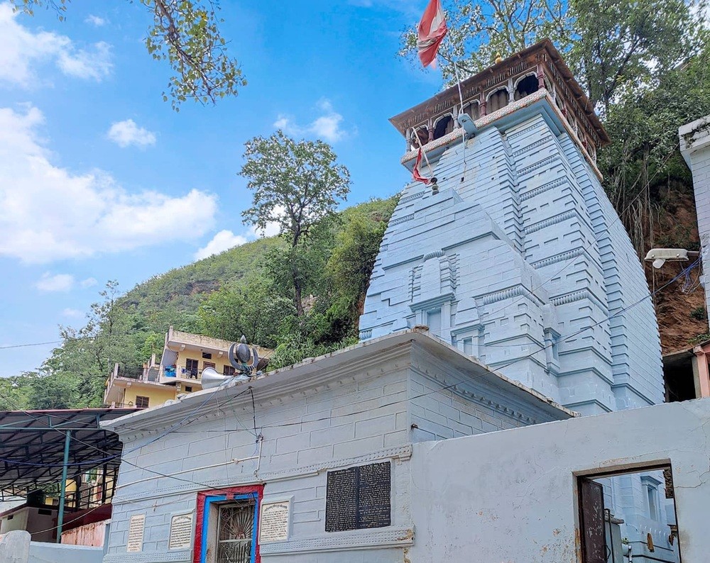 Raghunath Temple Devprayag