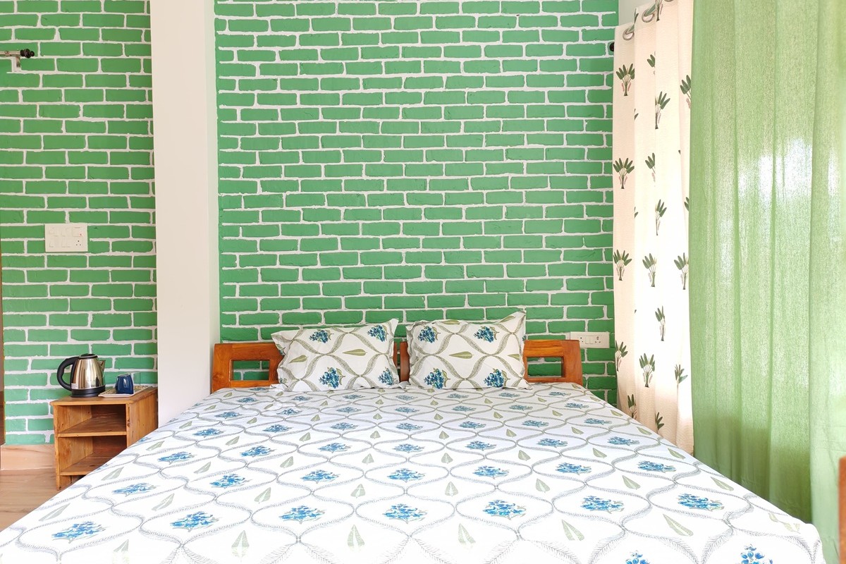 Room of Om Homestay, Rishikesh India.