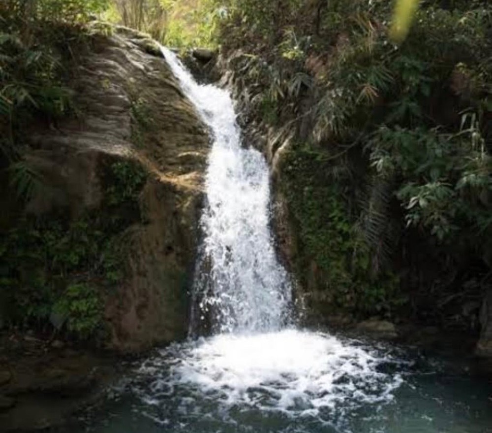 Phool Chatti Waterfall Rishikesh