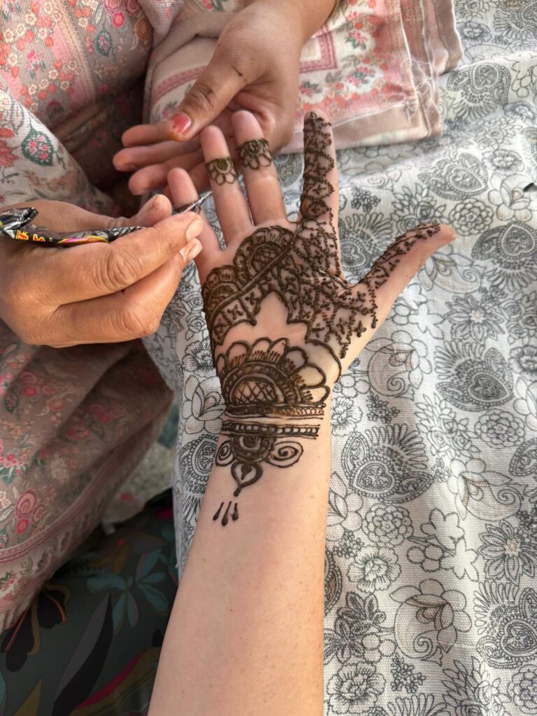 Hand Henna Art Om Homestay Rishikesh
