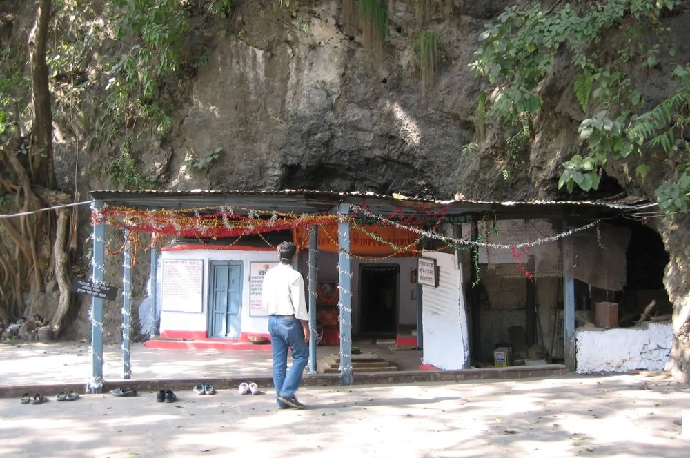 Vashishta Gufa Rishikesh