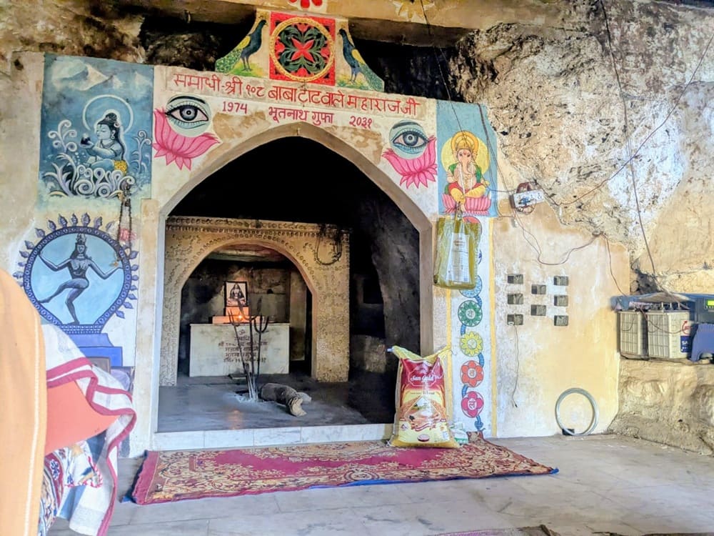 Hidden Caves in Rishikesh